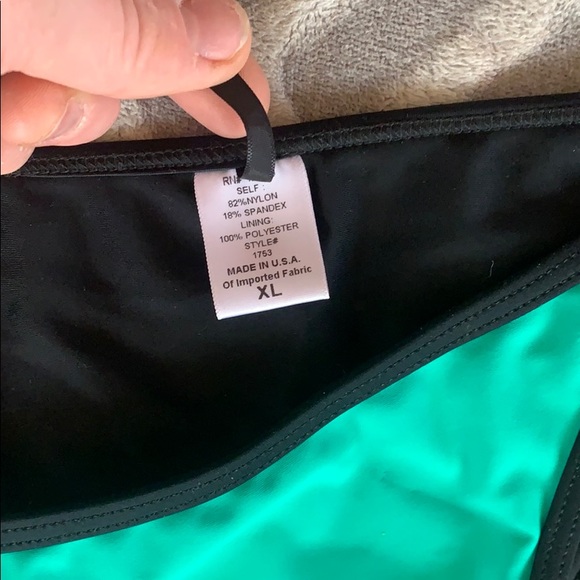 Bikini bottoms - Picture 2 of 2